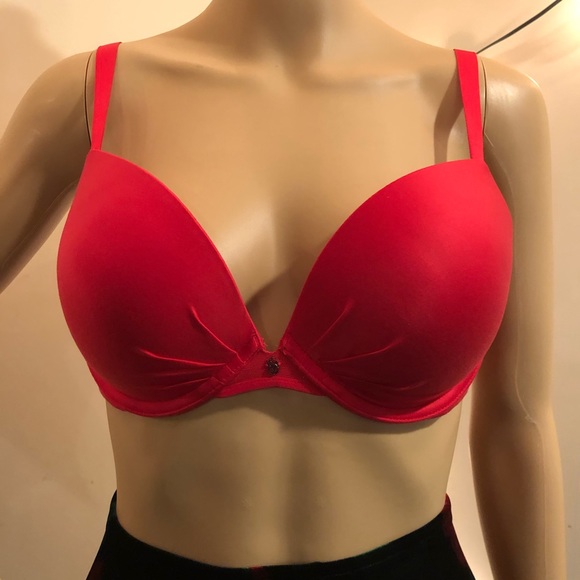 Victoria's Secret Other - Fabulous by Victoria’s Secret Bra